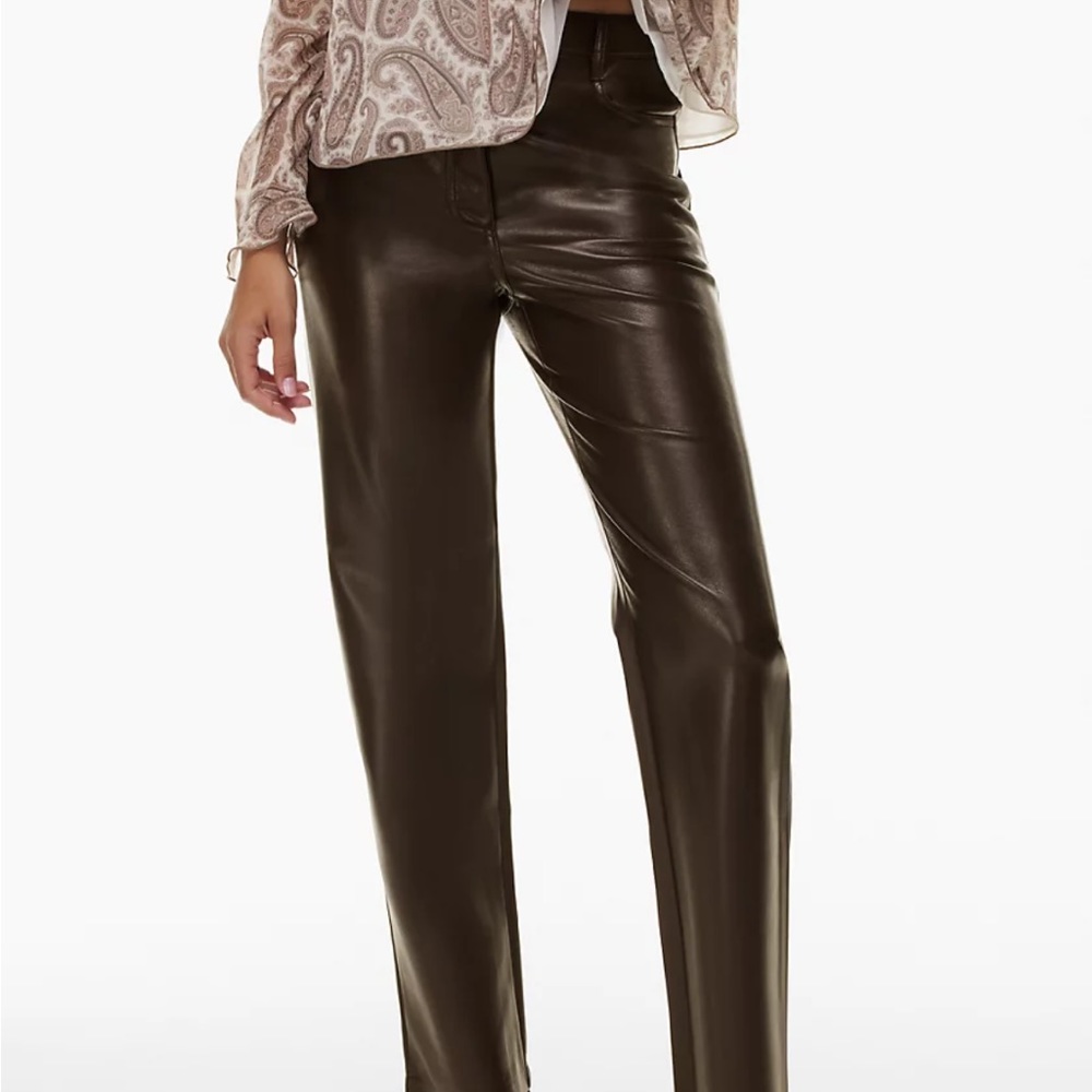 The Melina aritzia pant